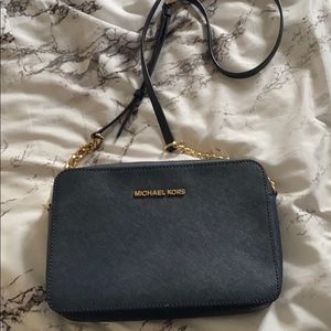 MK PURSE